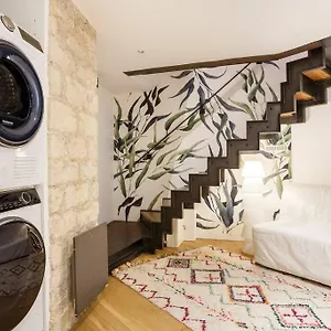 Apartment Atelier Loft South Pigalle Montmartre, Paris